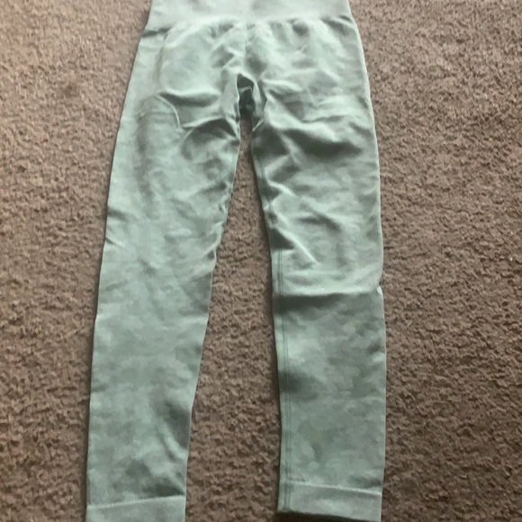 Gymshark Camo leggings M - Picture 5 of 7